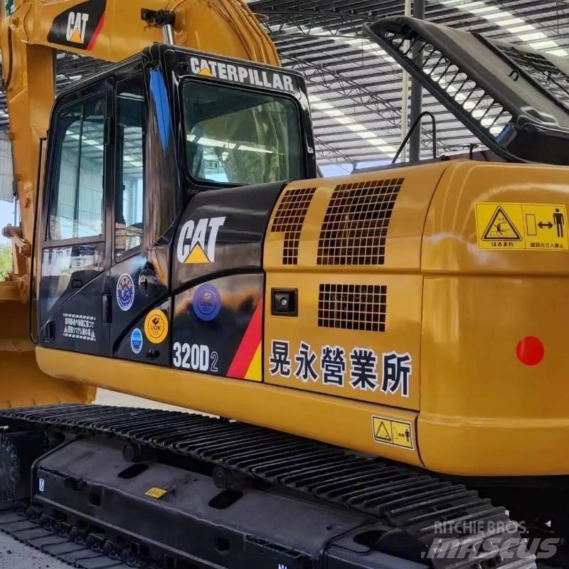 CAT 320D Vikšriniai ekskavatoriai