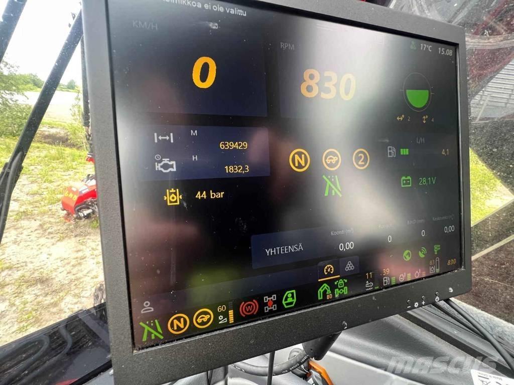 Komatsu 951 XC Miško technika (Harvesteriai)