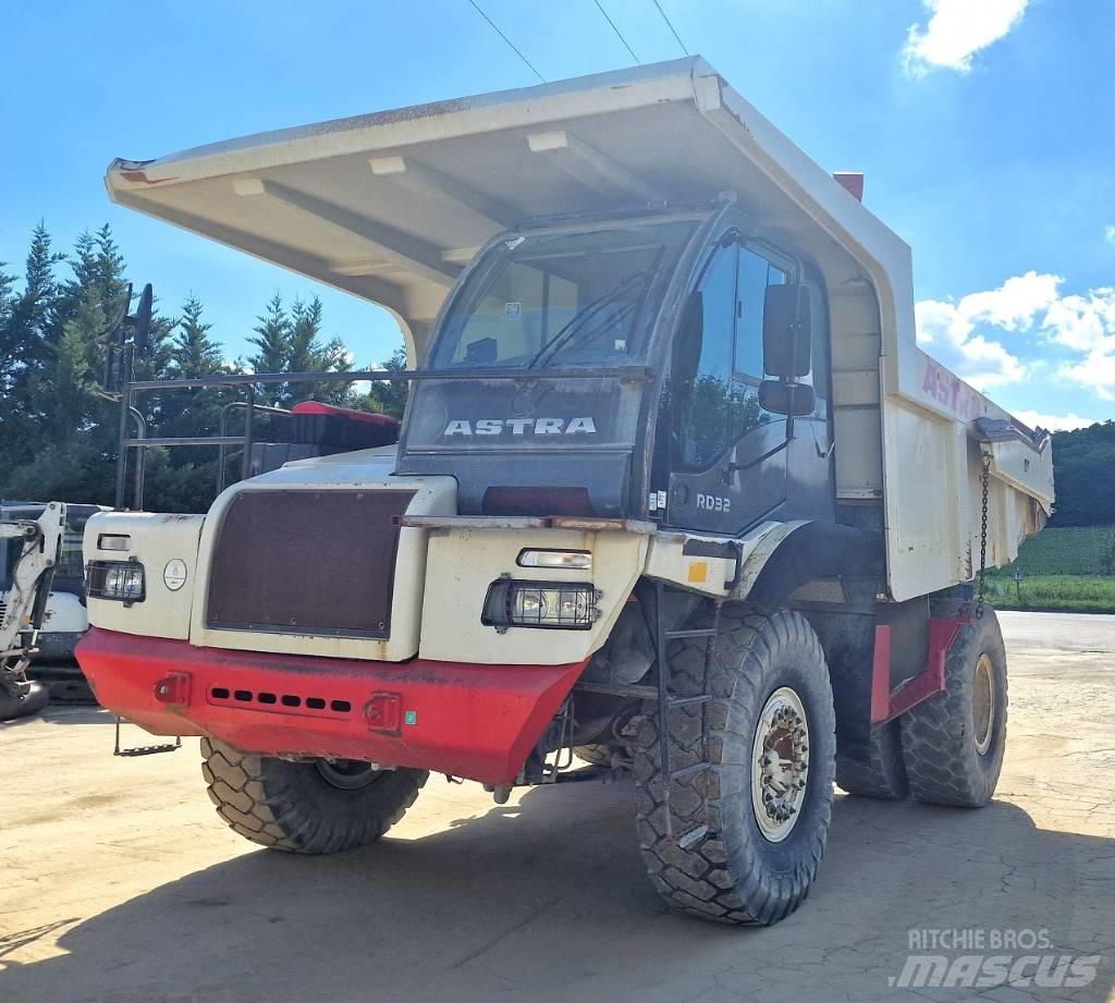 Astra RD 32 C Atliekų išvežimo technika