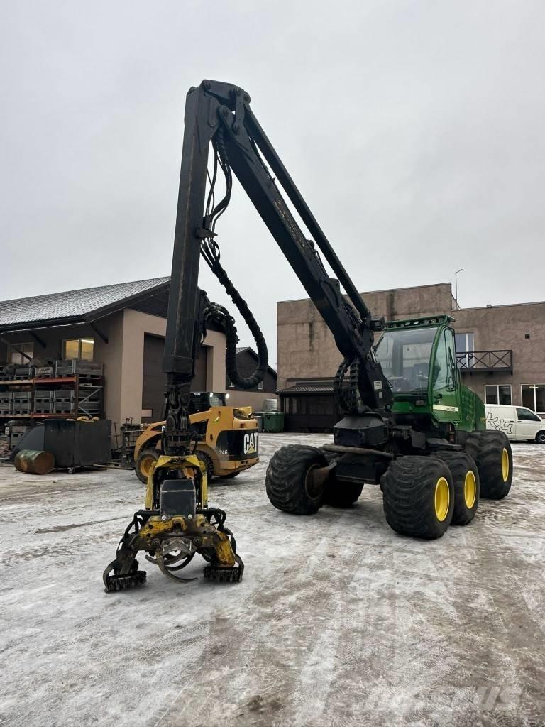John Deere 1070 D Miško technika (Harvesteriai)