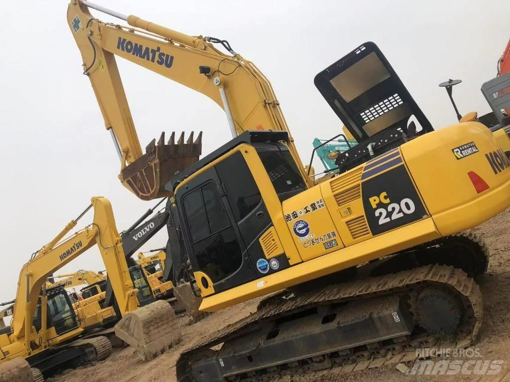 Komatsu 220-8 Vikšriniai ekskavatoriai