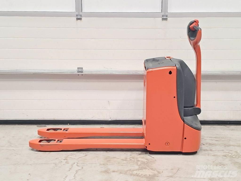 Linde T16 Mažų aukščių keltuvai