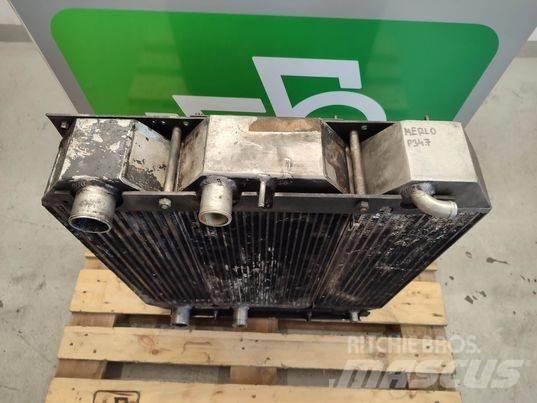 Merlo P34.7 cooler Radiatoriai