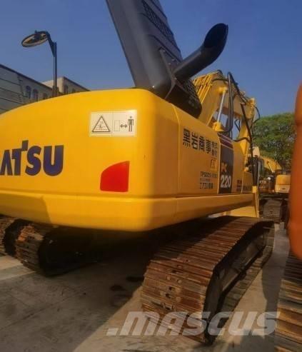 Komatsu PC 220-8 Vikšriniai ekskavatoriai