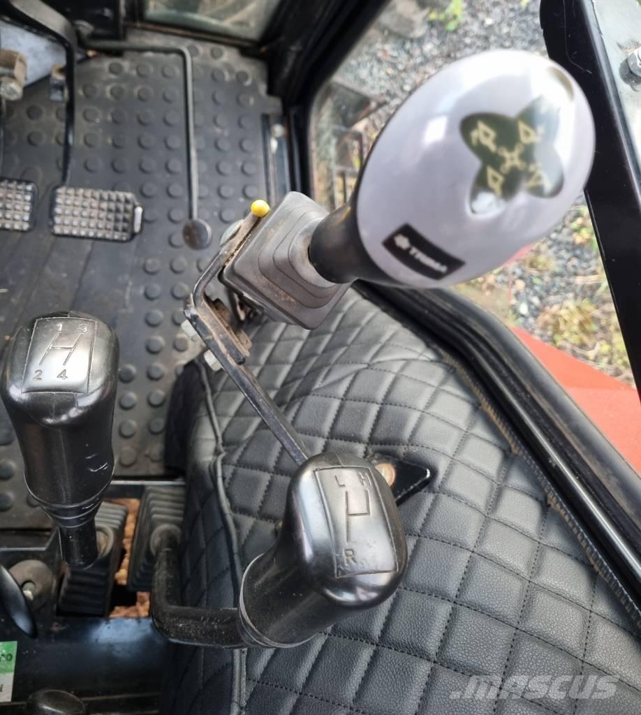 Case IH CS 75 Traktoriai