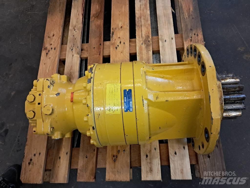 Komatsu PW 180-10 Transmisijos