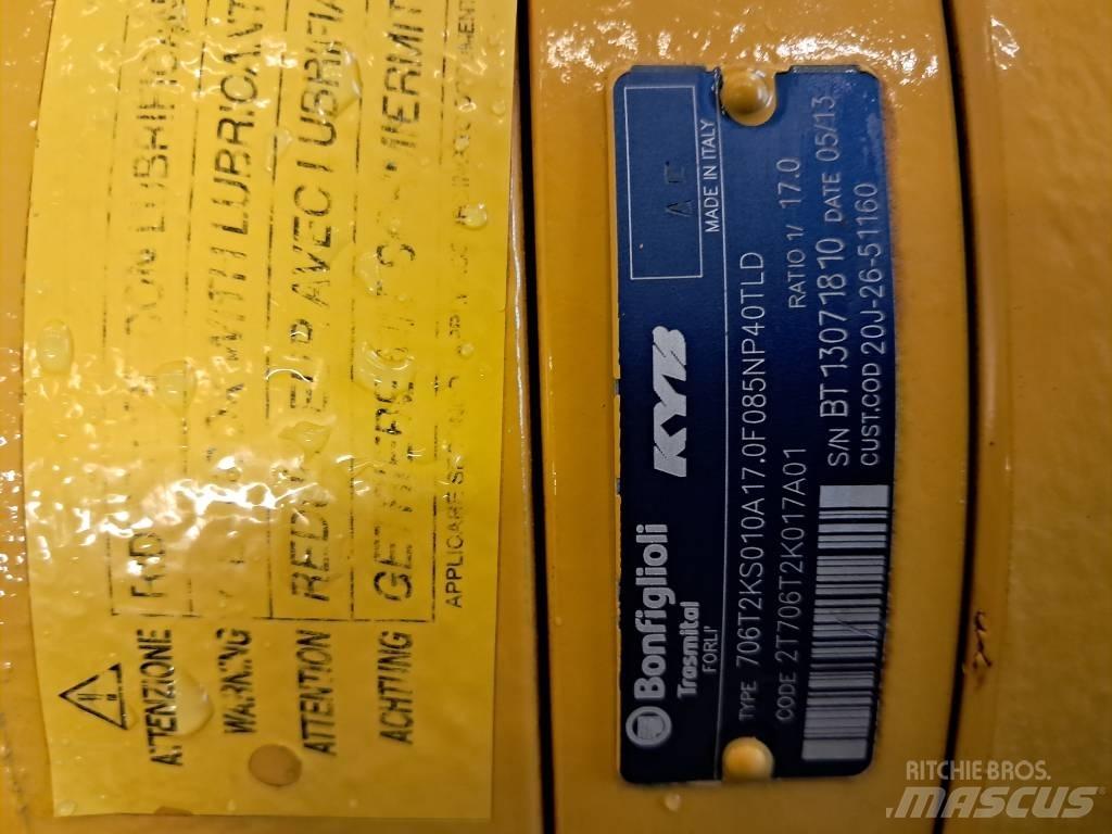 Komatsu PW 180-10 Transmisijos
