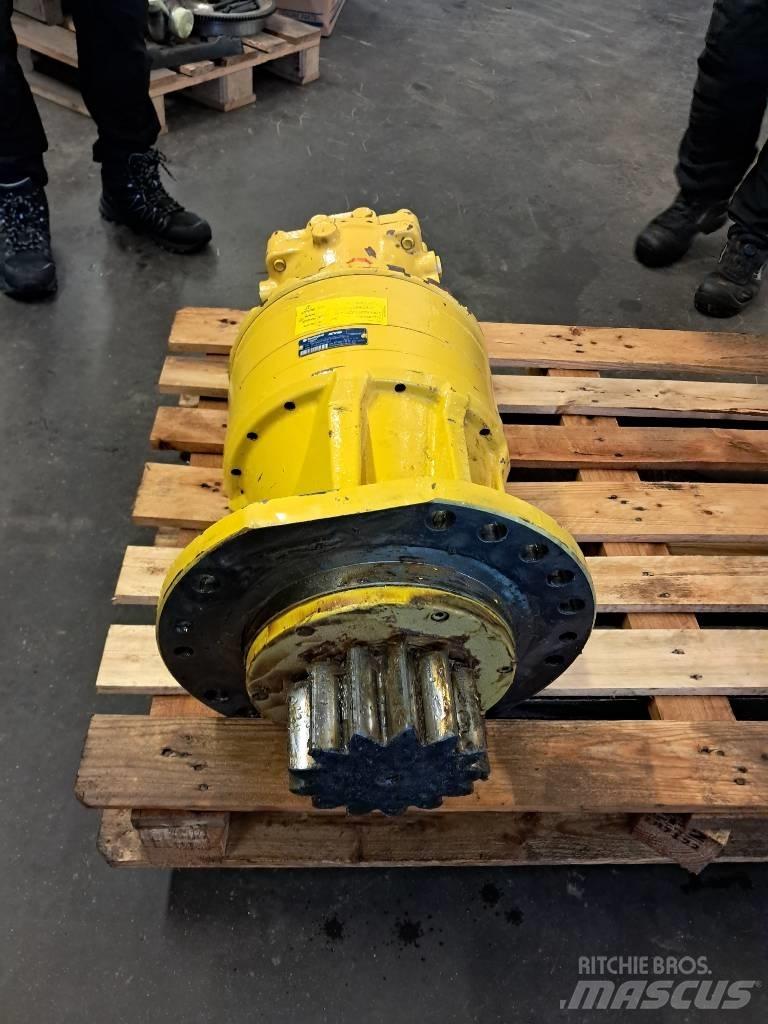 Komatsu PW 180-10 Transmisijos