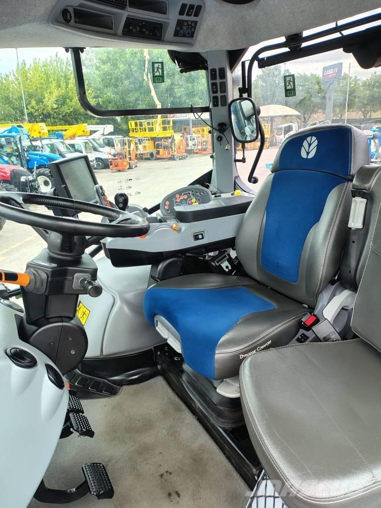 New Holland T 7.245 Traktoriai