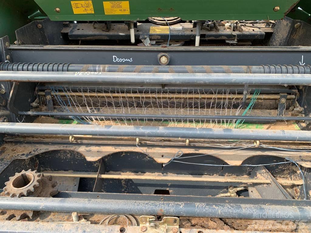 Fendt 3250 Ritinių presai