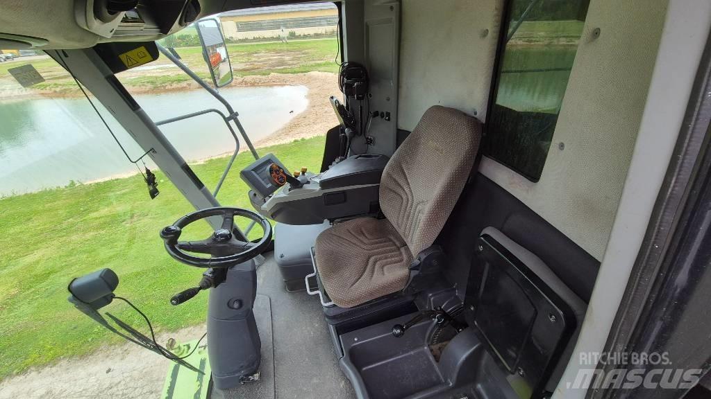 CLAAS Tucano 440 Derliaus nuėmimo kombainai