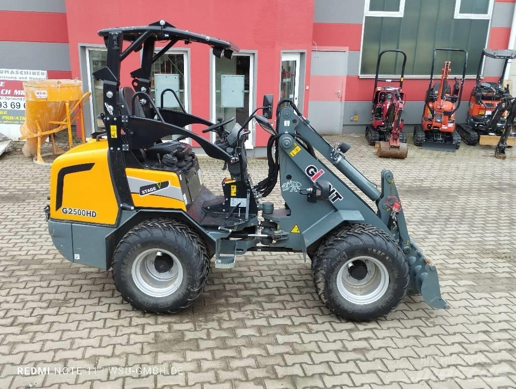 GiANT G2500 HD Frontaliniai krautuvai ir ekskavatoriai