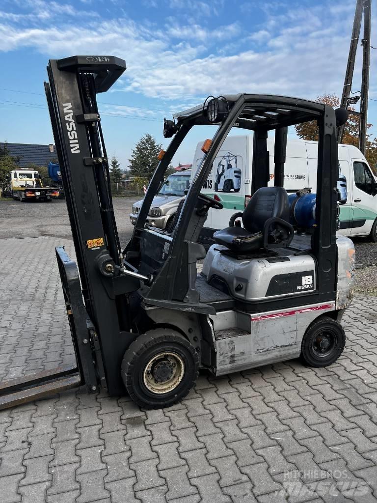 Nissan PD01A18PQ LPG (dujiniai) krautuvai