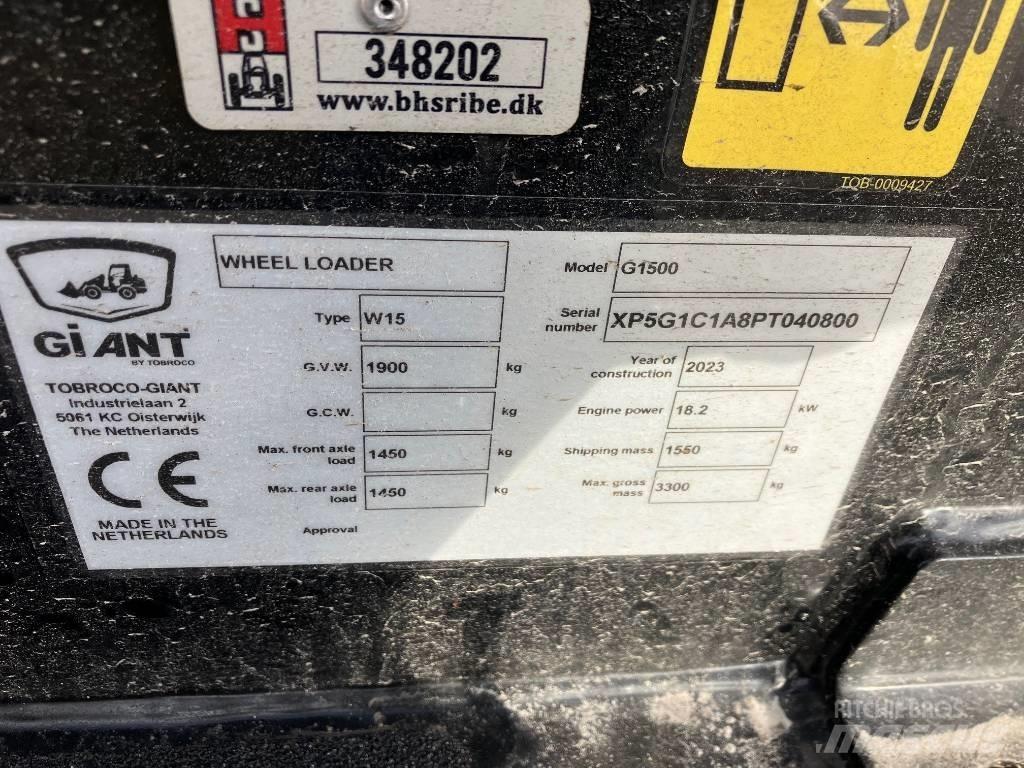 GiANT G 1500 Daugiafunkciniai pakrovėjai