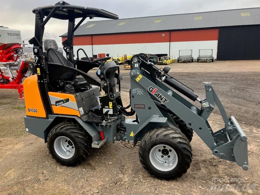 GiANT G 1500 Daugiafunkciniai pakrovėjai