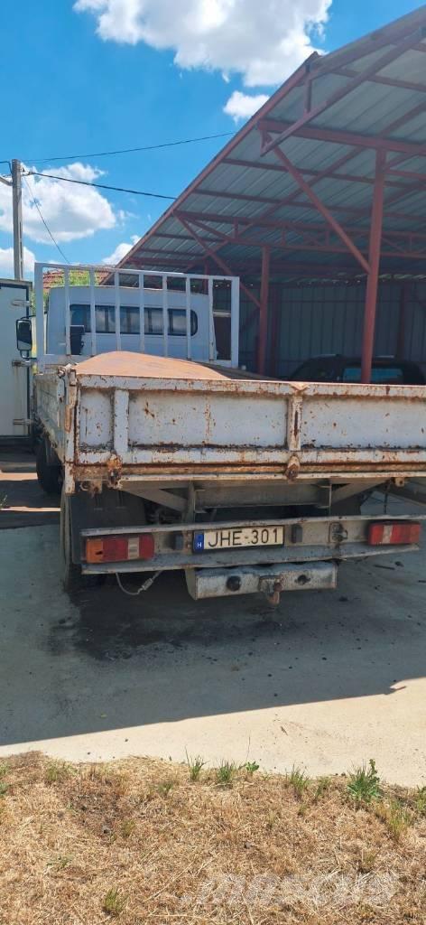 Nissan ECO T 135 Savivarčių priekabų vilkikai