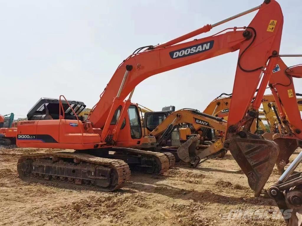Doosan DH300LC-7 Vikšriniai ekskavatoriai