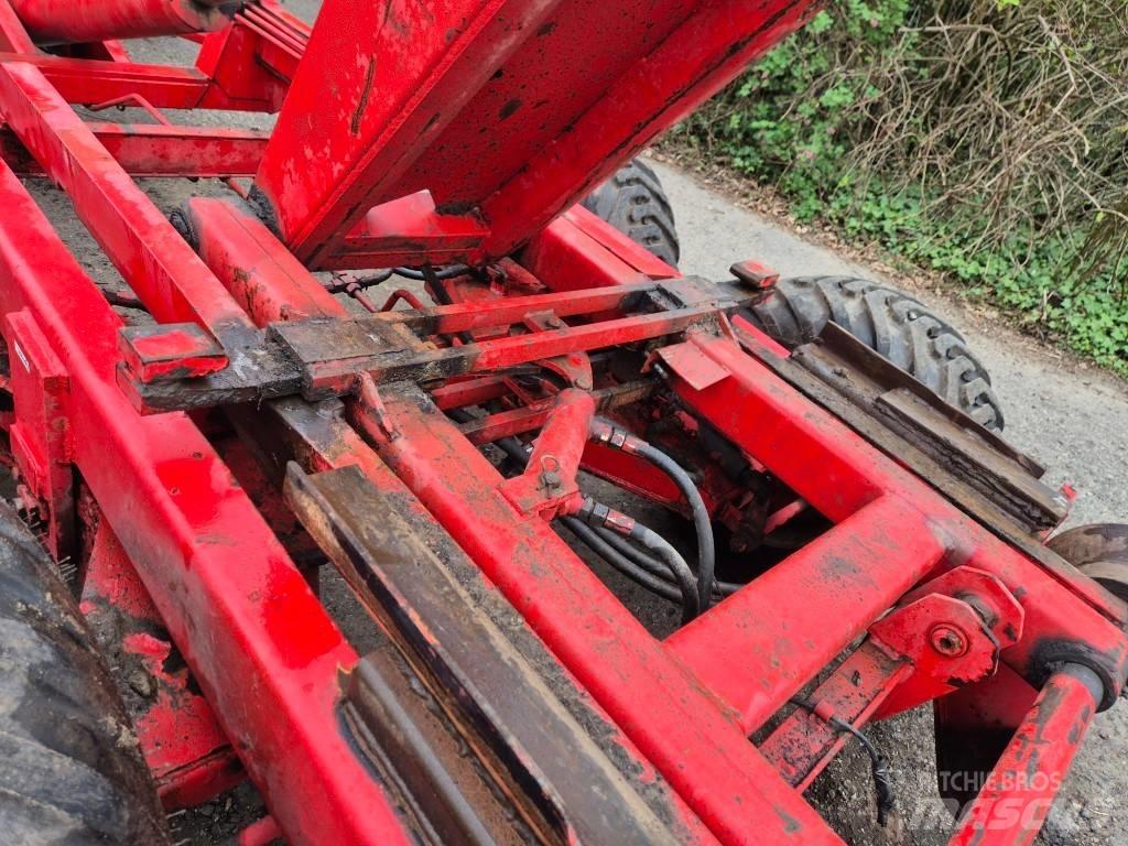 Agromet Warfama T041 Priekabos su kabliu