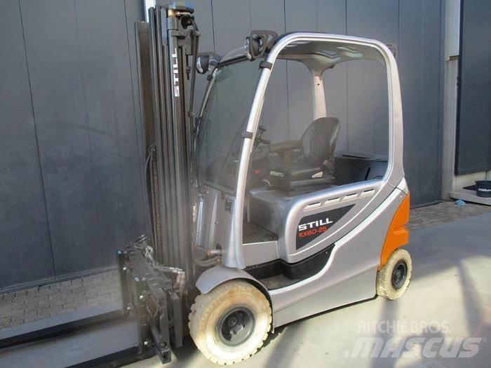 Still RX 60-25 Elektriniai šakiniai krautuvai