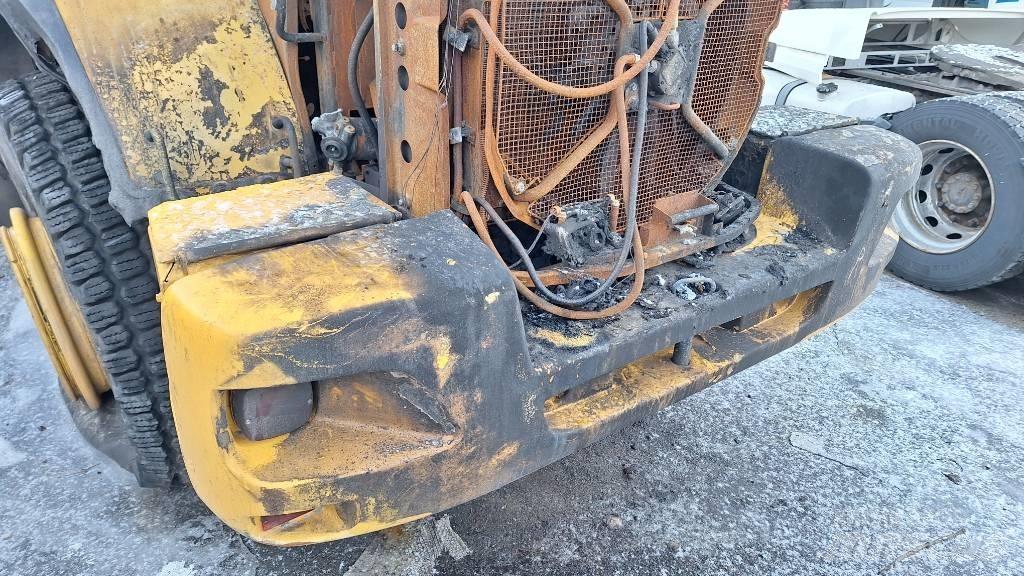 Volvo L90E Naudoti ratiniai krautuvai