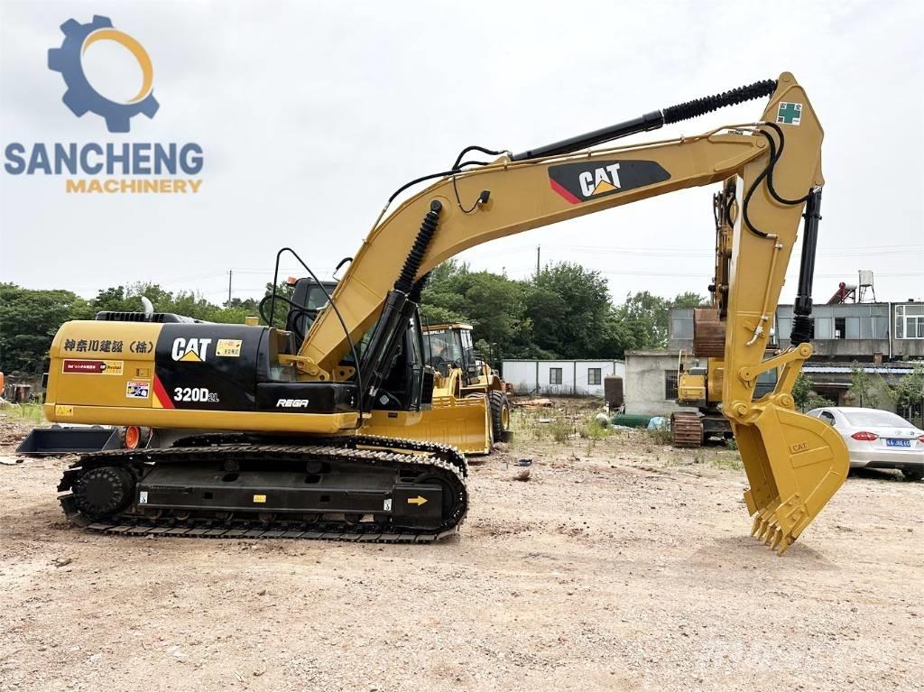 CAT 320 DL Vikšriniai ekskavatoriai