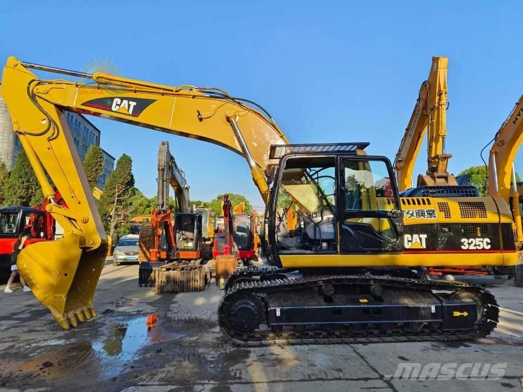 CAT 325 C Vikšriniai ekskavatoriai