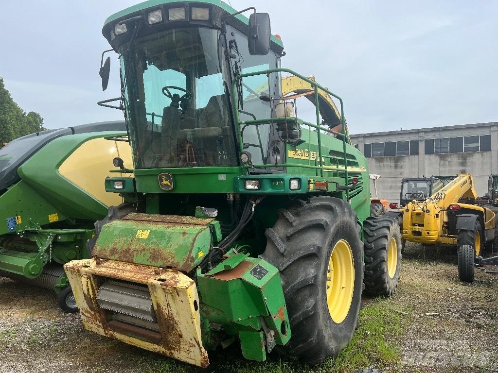 John Deere 7700 Pašarų ruošimo technika
