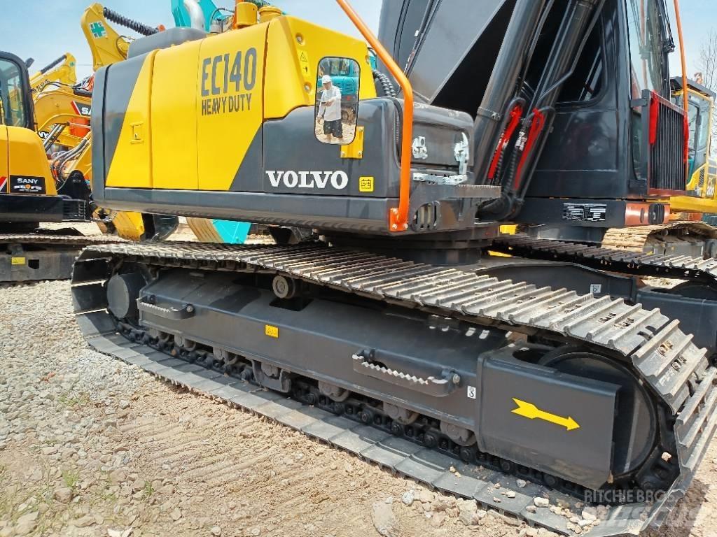 Volvo EC 140 Vidutinės galios ekskavatoriai 7-12 t