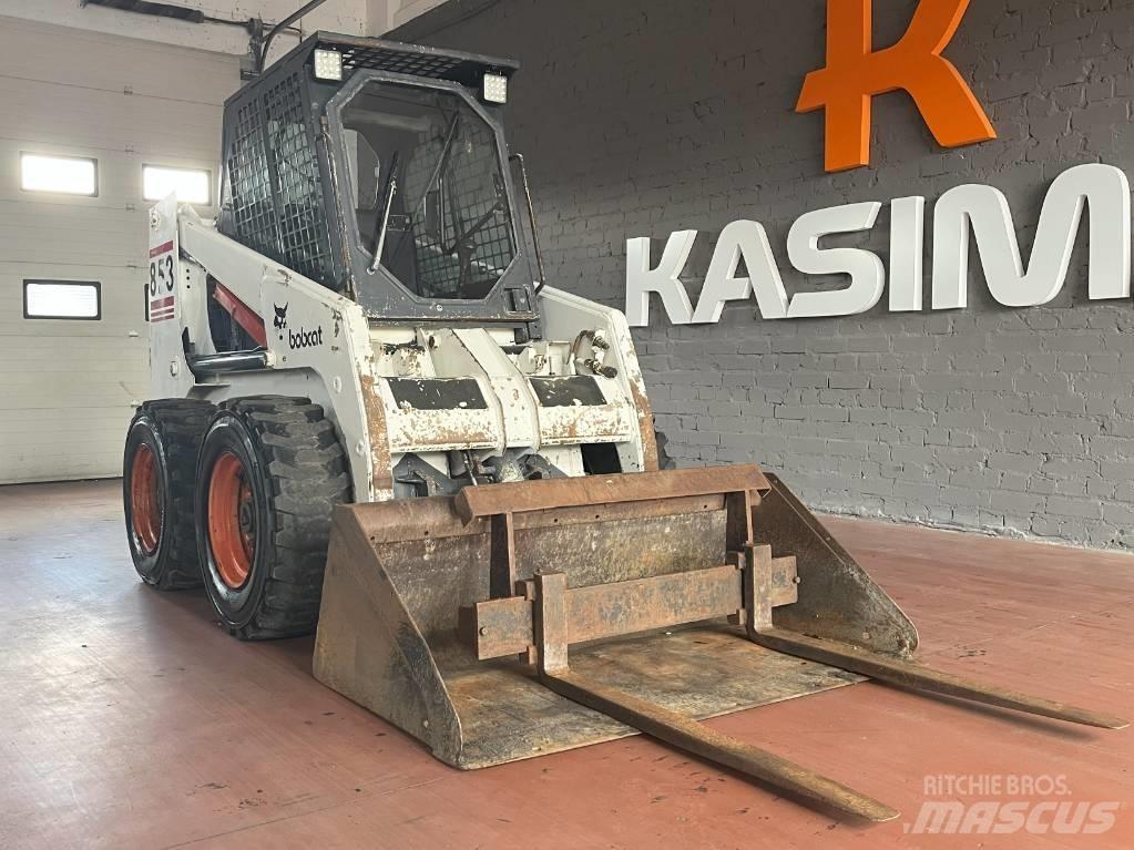 Bobcat 853 Krautuvai su šoniniu pasukimu