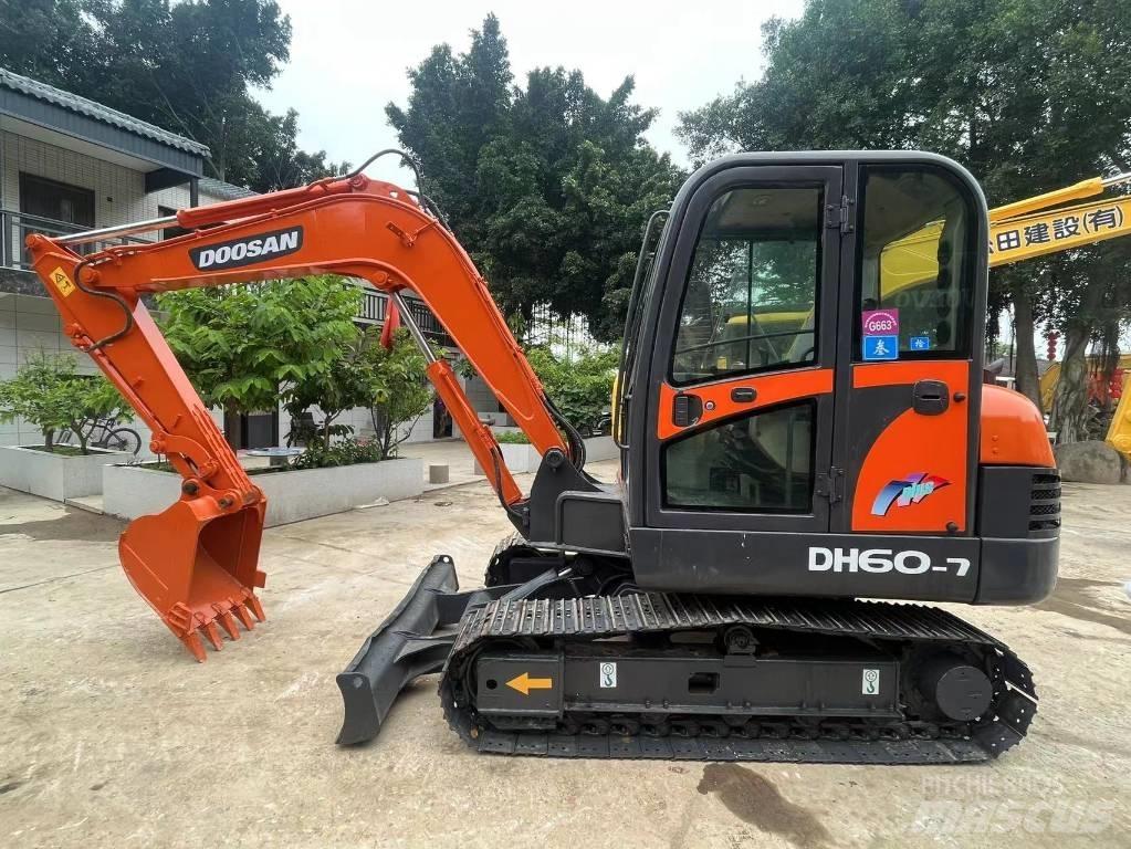 Doosan DH 60-7 Mini ekskavatoriai < 7 t