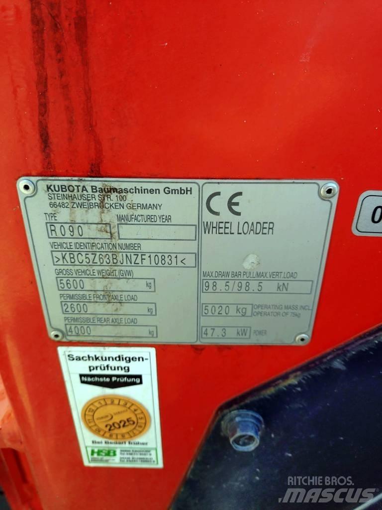 Kubota R 090 Naudoti ratiniai krautuvai