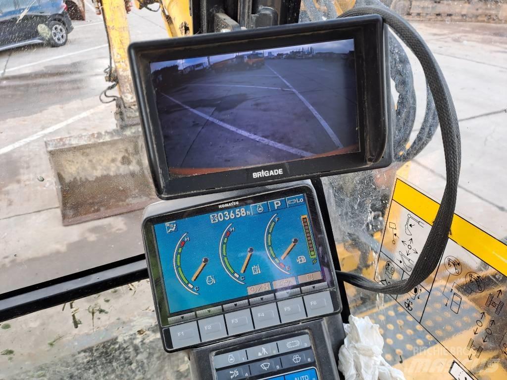 Komatsu PC118MR-8 Vikšriniai ekskavatoriai