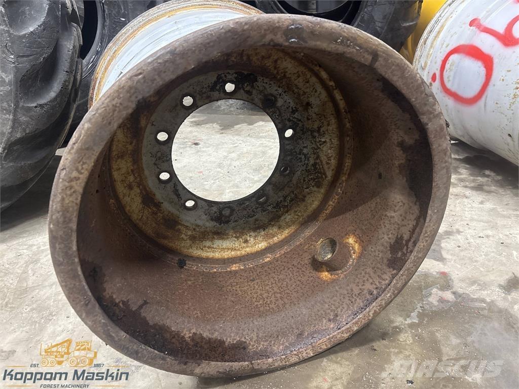 Valmet 860 24x26,5 Padangos, ratai ir ratlankiai