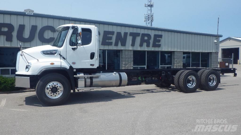 Freightliner 114 SD Važiuoklė su kabina