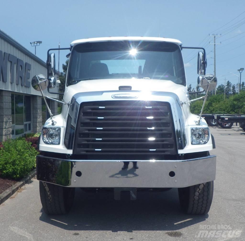 Freightliner 114 SD Važiuoklė su kabina