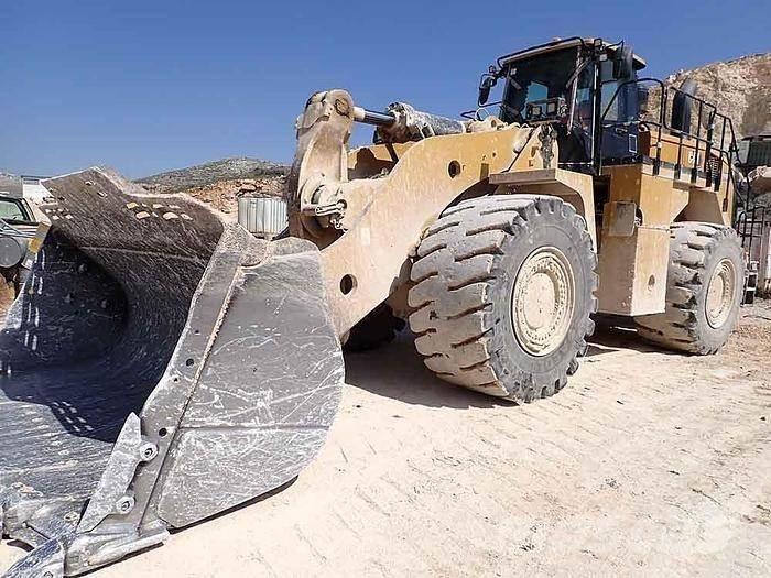 CAT 988K Naudoti ratiniai krautuvai