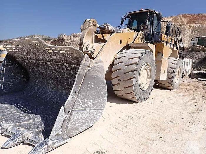 CAT 988K Naudoti ratiniai krautuvai