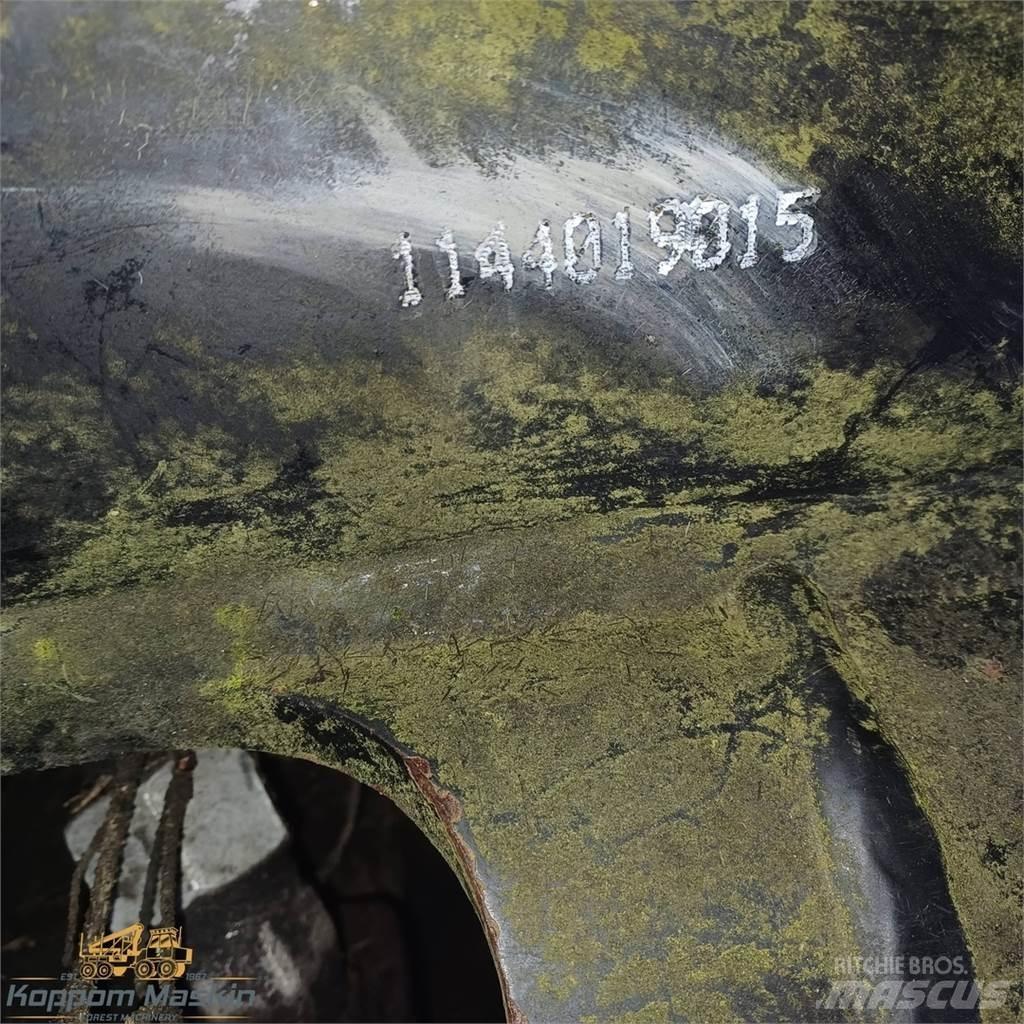 Komatsu C144 Medžių kirtimo mašinų darbinės galvos