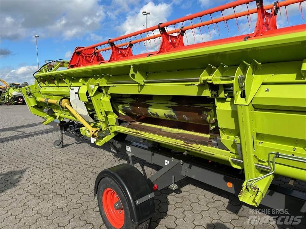 CLAAS Lexion 6800 Derliaus nuėmimo kombainai