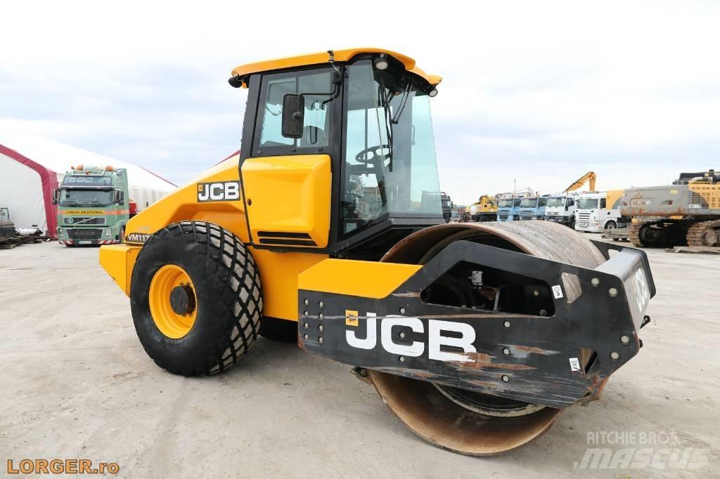 JCB VM 117 Gruntiniai volai