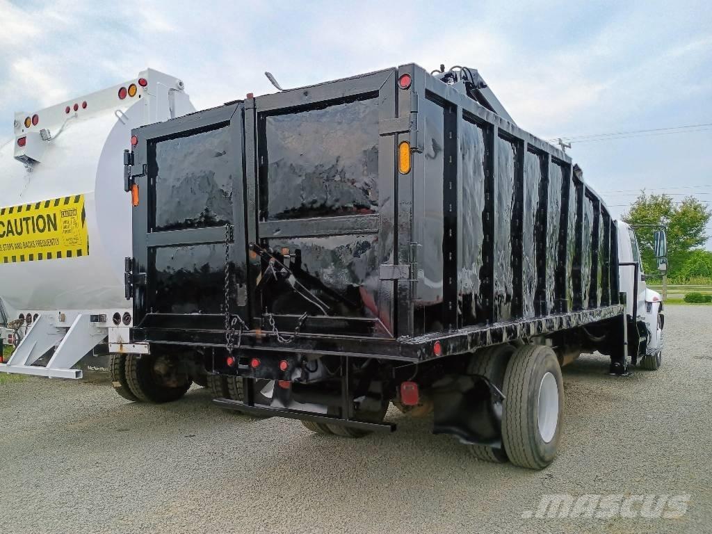 International 4300 Griebtuvai