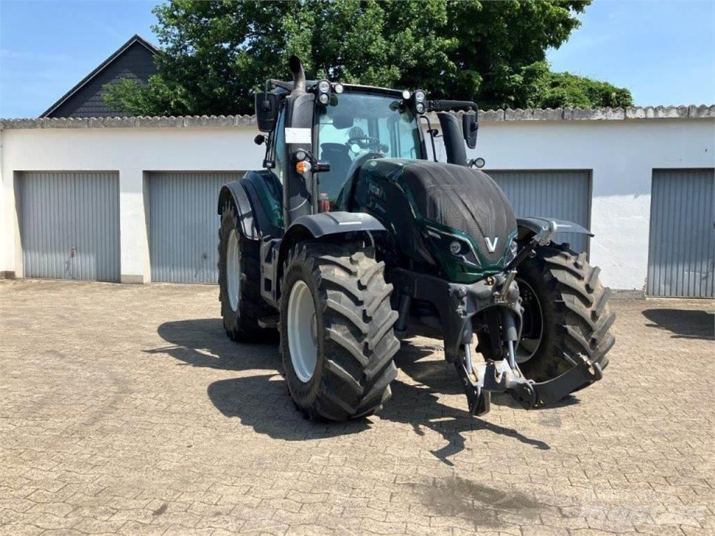Valtra T154 Active Traktoriai