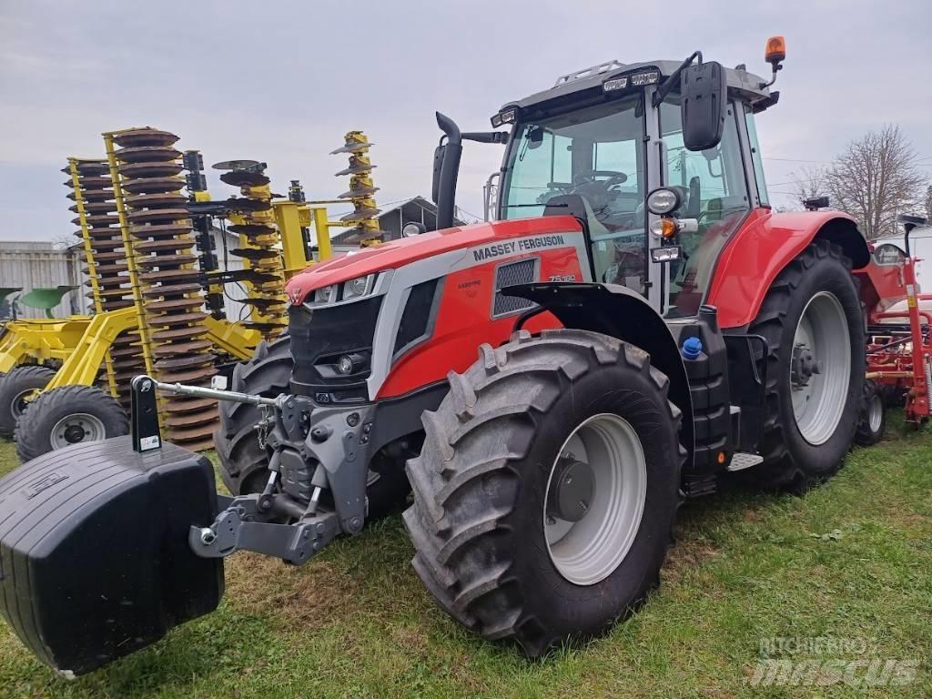 Massey Ferguson 7 S Traktoriai