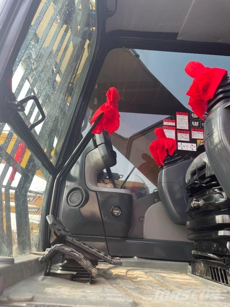 CAT 340 D L Vikšriniai ekskavatoriai