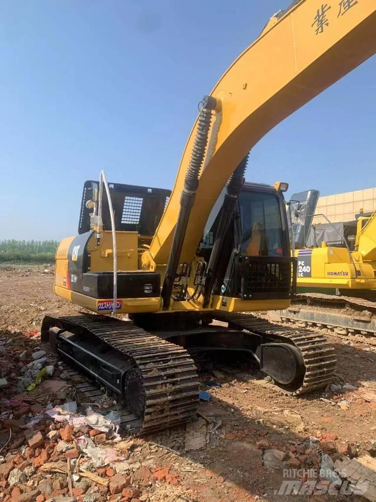 CAT 320 D Vikšriniai ekskavatoriai
