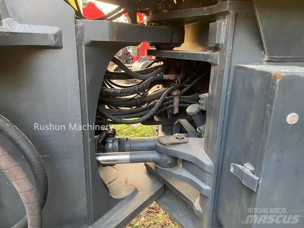 Komatsu WA 470 Naudoti ratiniai krautuvai