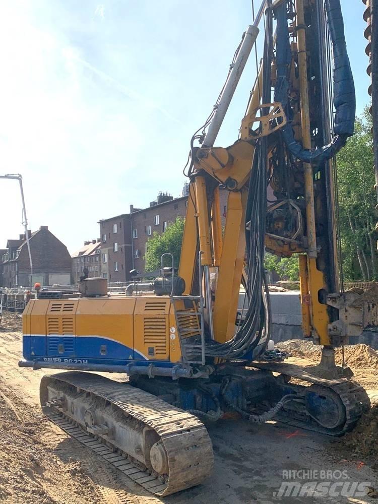 Bauer BG20H Polių kalimo technika