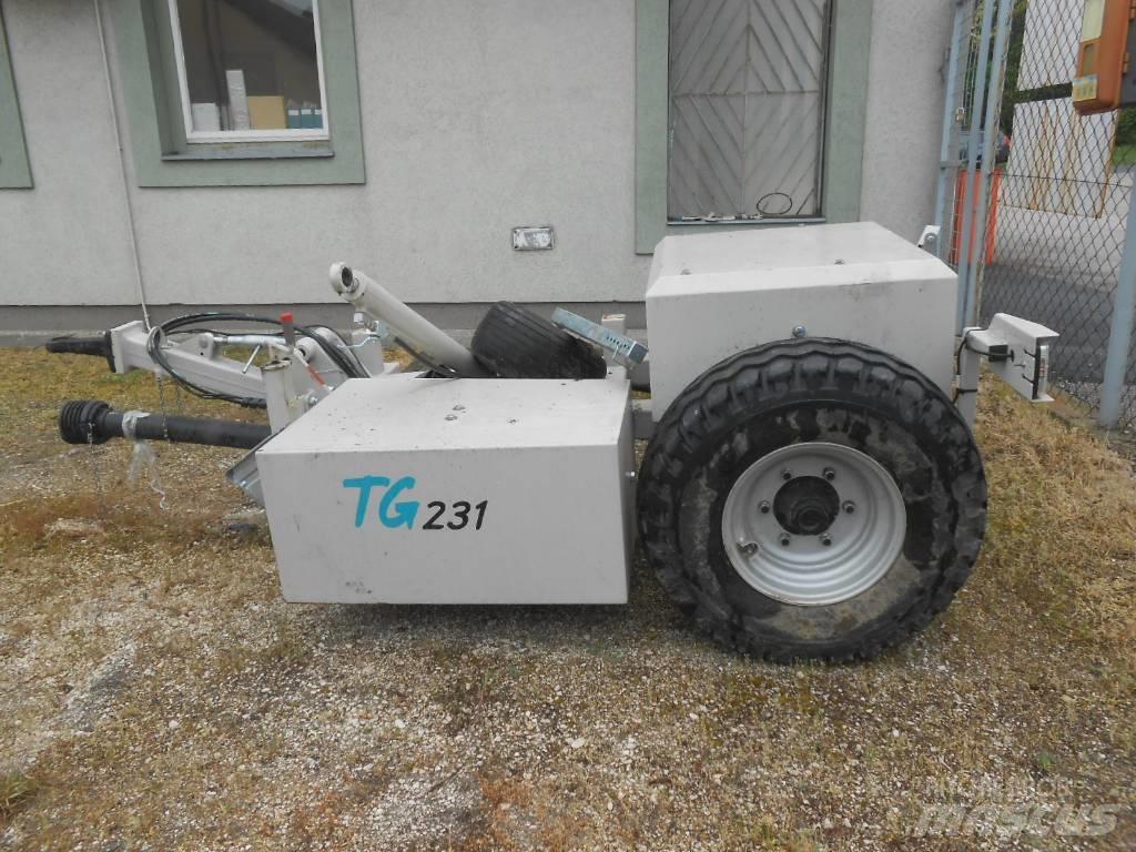  Gujer TG 231 Kita tręšimo technika
