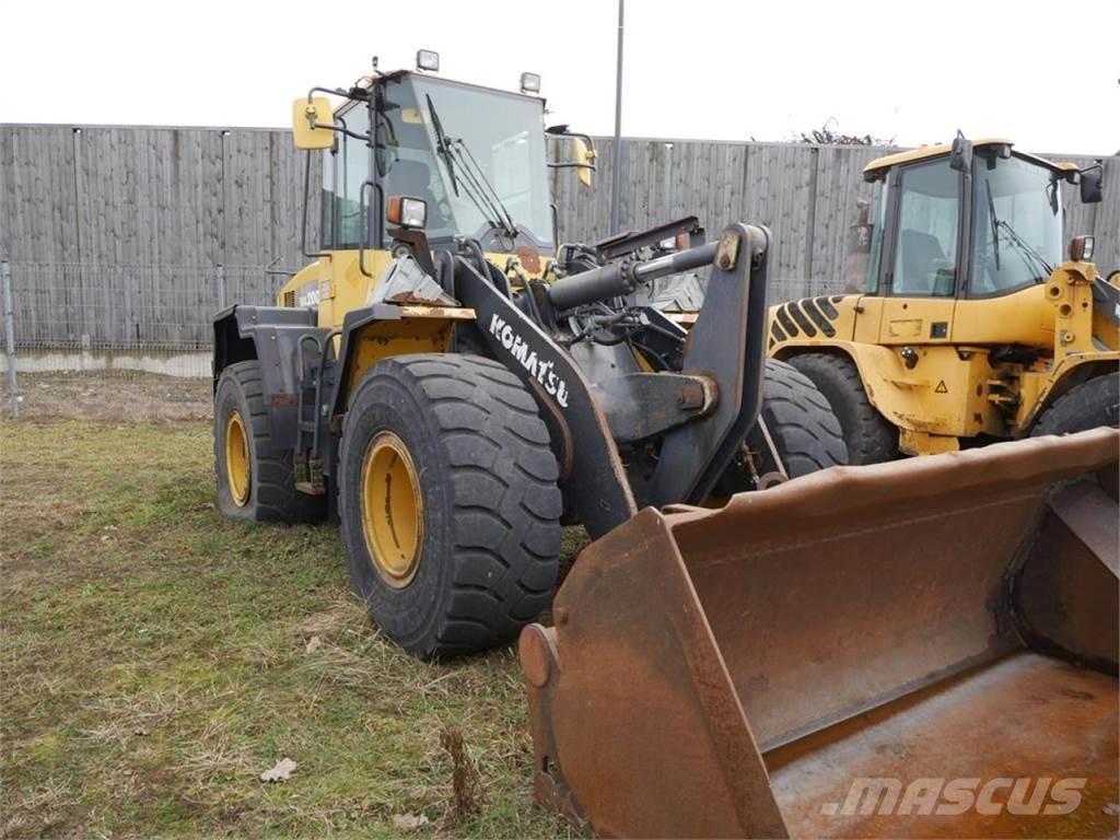 Komatsu WA 200 PZ Naudoti ratiniai krautuvai