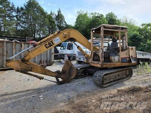 CAT E 70 B Vikšriniai ekskavatoriai